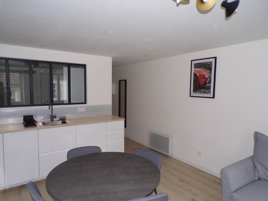 Appartement 2/4 Pers, 44M2, Hypercentre. Lons-le-Saunier Exteriér fotografie